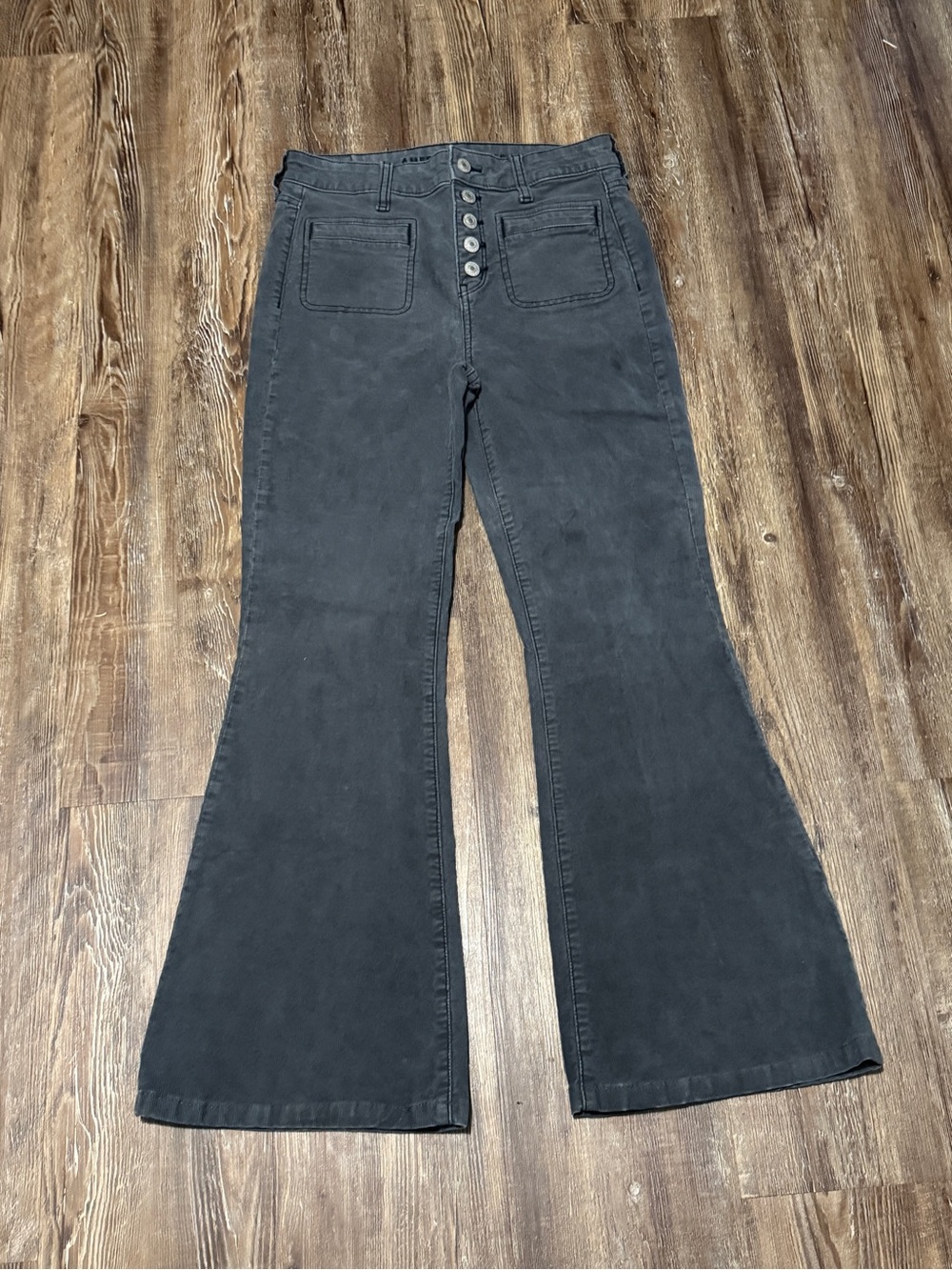American Eagle Super Hi Rise Flare Pants Women's 4 Gray Patch Pocket Button Fly